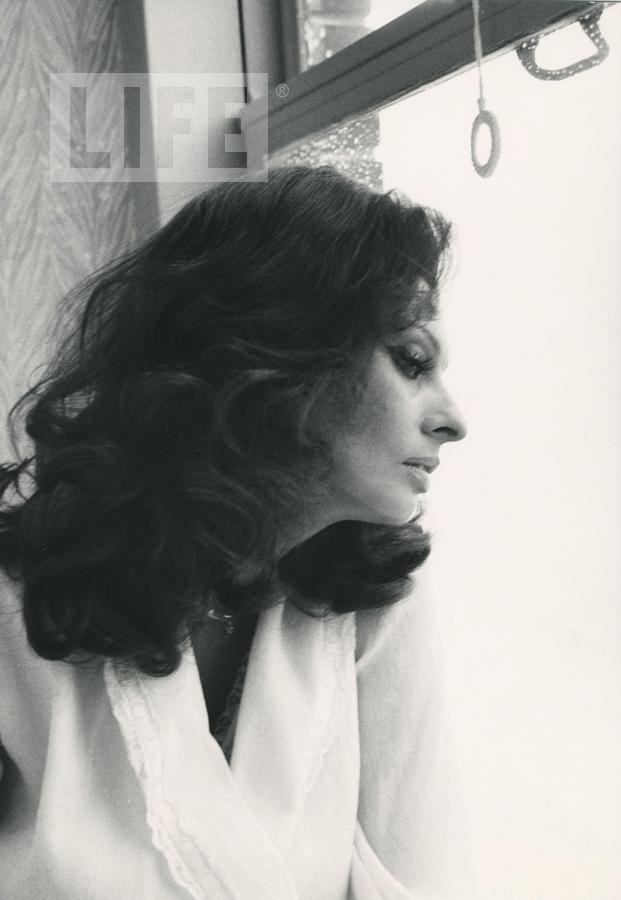 - Sophia Loren by Alfred Eisenstaedt (1898 - 1995)