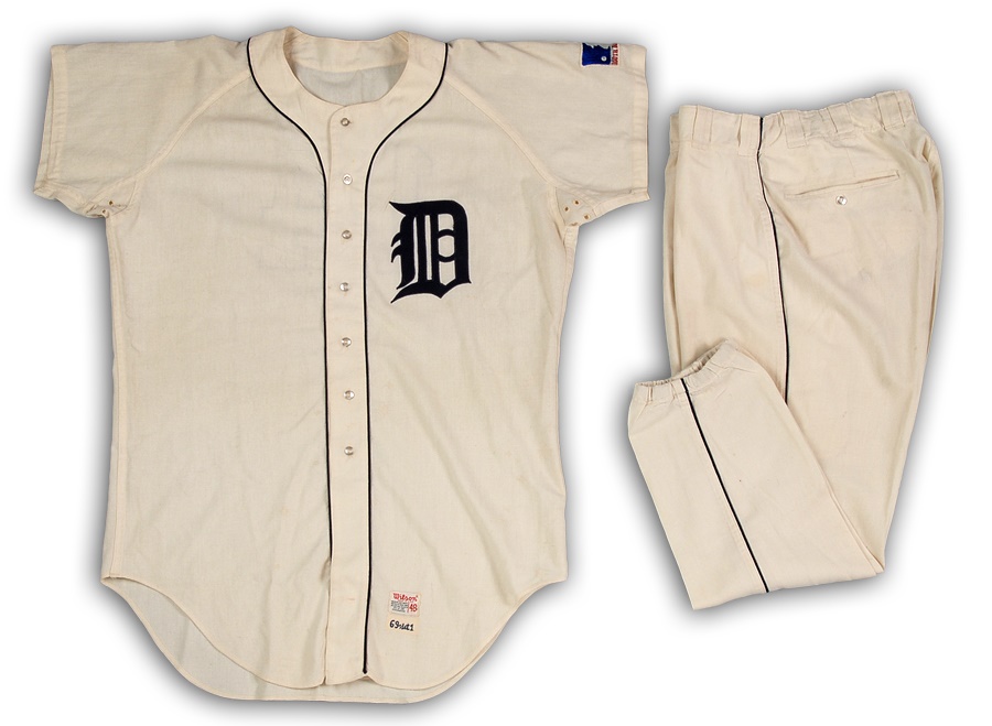 - 1969 Dick Radatz Detroit Tigers Game Worn Uniform