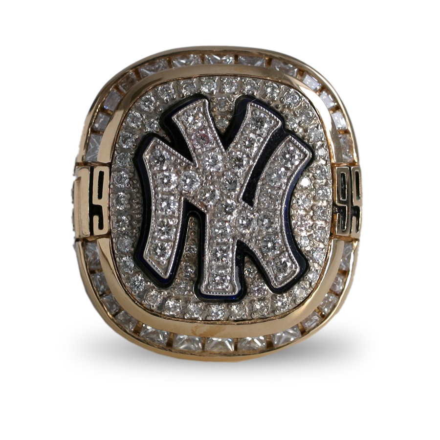 NY Yankees, Giants & Mets - 1999 New York Yankees World Championship Ring