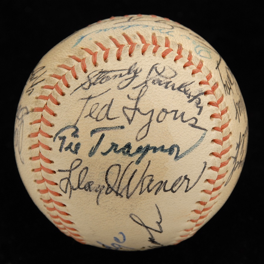 The R.T. Collection - Hall of Famers Signed Baseball (20 signatures)