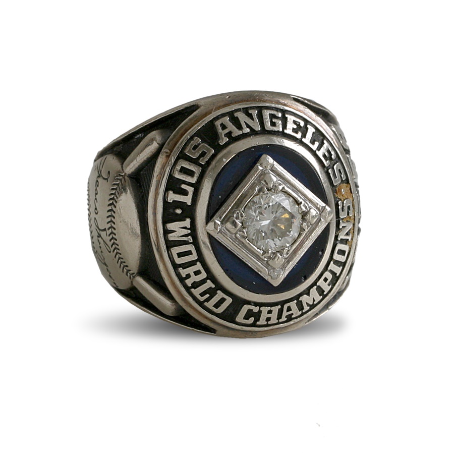 The Sal LaRocca Collection - 1959 Fresco Thompson Los Angeles Dodgers World Championship Ring