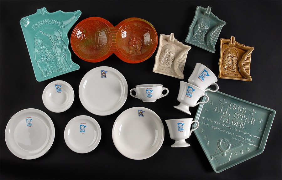 The Fred Budde Collection - Minnesota Twins Rare China and Pottery (15)