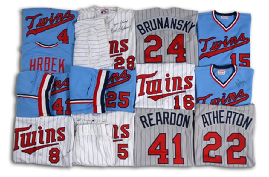 - 1987 World Champion Minnesota Twins Game Used Jerseys (12)
