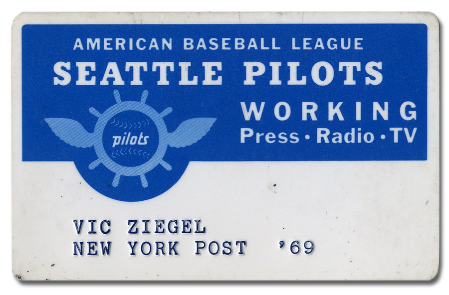 Baseball Memorabilia - Seattle Pilots Plastic Credit Card Press Pass