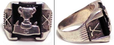 Hockey Rings and Awards - 1965 Memorial Cup Championship Ring (Bobby Orr)