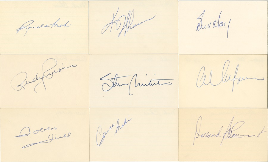 1960-61 World Champion Chicago Black Hawks Signed Index Cards (23)