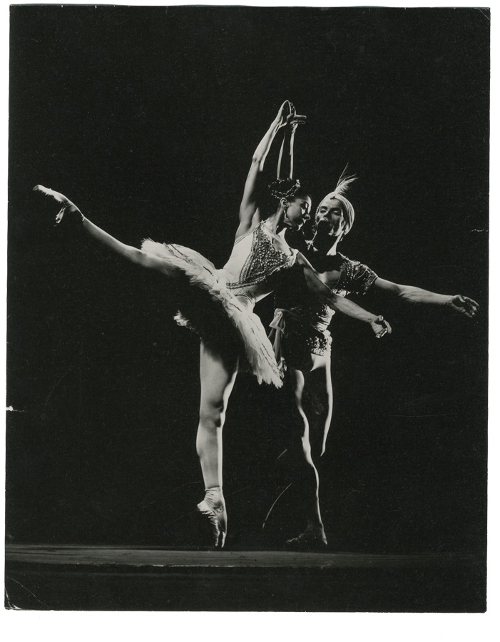 The Arts - Margot Fonteyn & Rudolf Nureyev by Gjon Mili