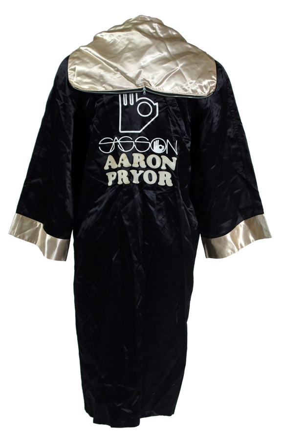 - Aaron Pryor Championship Fight Worn Robe (vs. Antonio Cervantes)