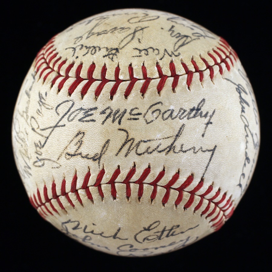 Baseball Autographs - 1944 NY Yankee War Era Baseball