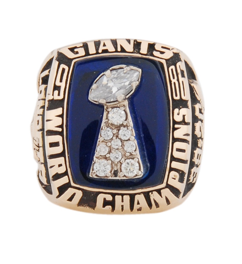 - 1986 New York Giants World Championship Ring