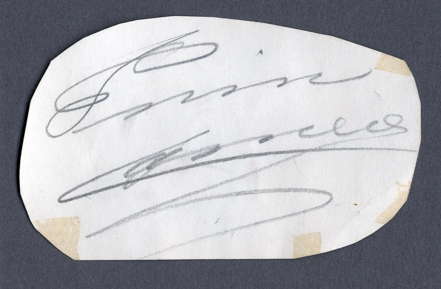 - Boxing Autograph Collection Including Marciano, Ali & Robinson