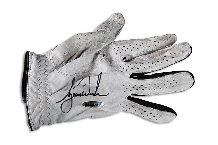 All Sports - Tiger Woods Signed Tournament Used Golf Glove (UDA)