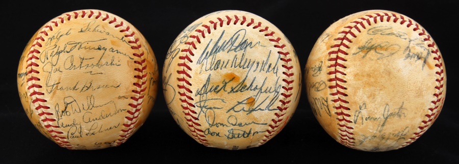 Baseball Autographs - Team Signed Baseballs with 1966 Dodgers (3)