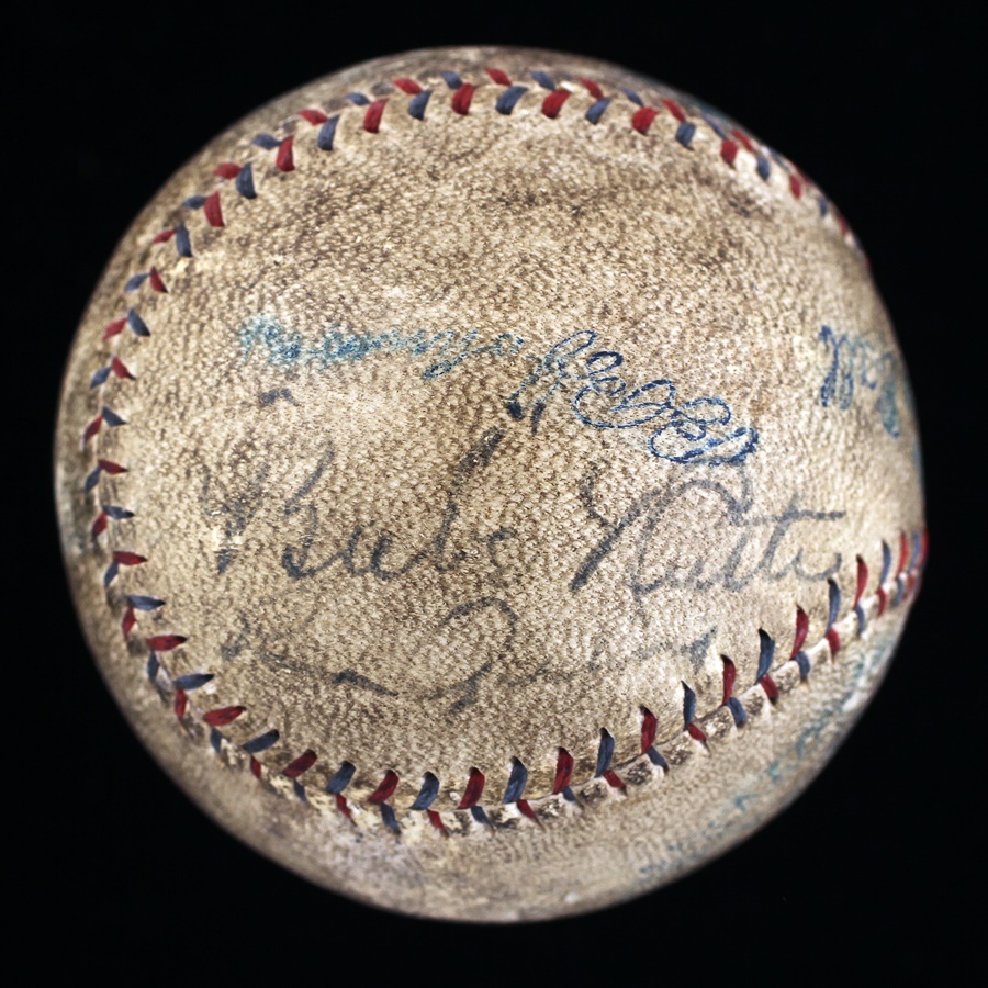 NY Yankees, Giants & Mets - 1927 New York Yankees Signed Baseball with Ruth and Gehrig Together