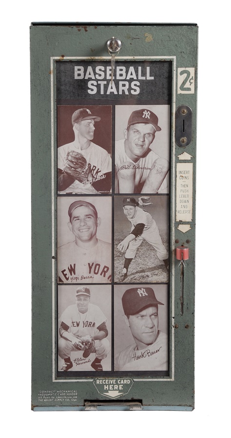 The Cooperstown Collection - Exhibit Machine Featuring Whitey Ford and Yogi Berra