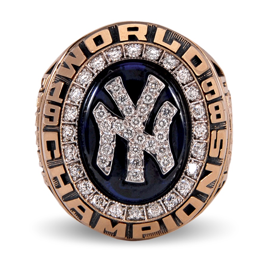 - 1998 New York Yankees World Championship Ring