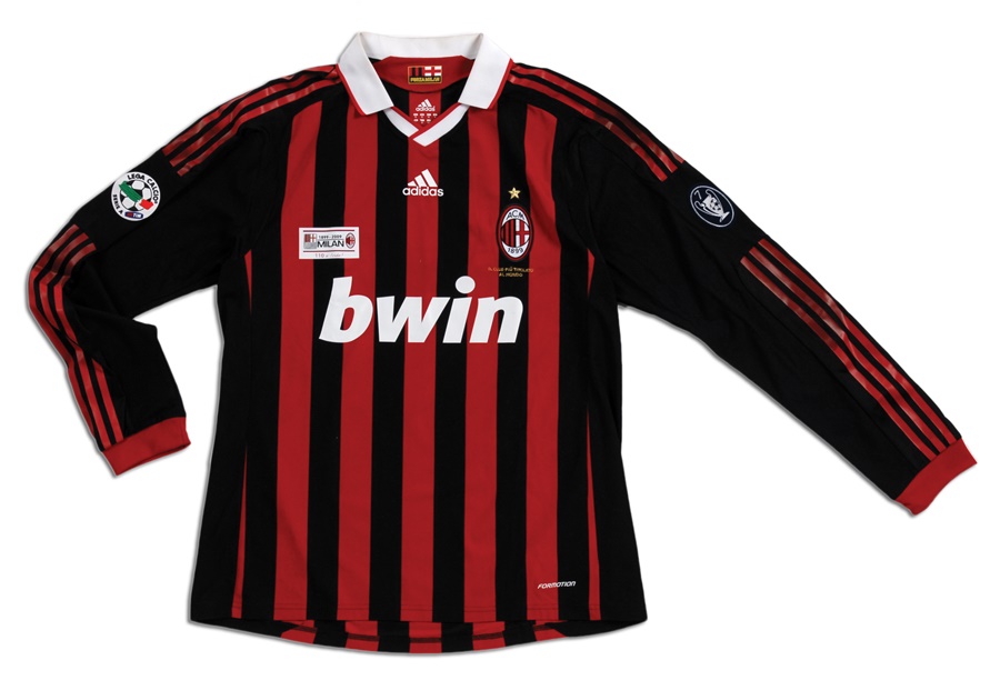 - Ronadilnho AC Milan Game Used Home Jersey 2009