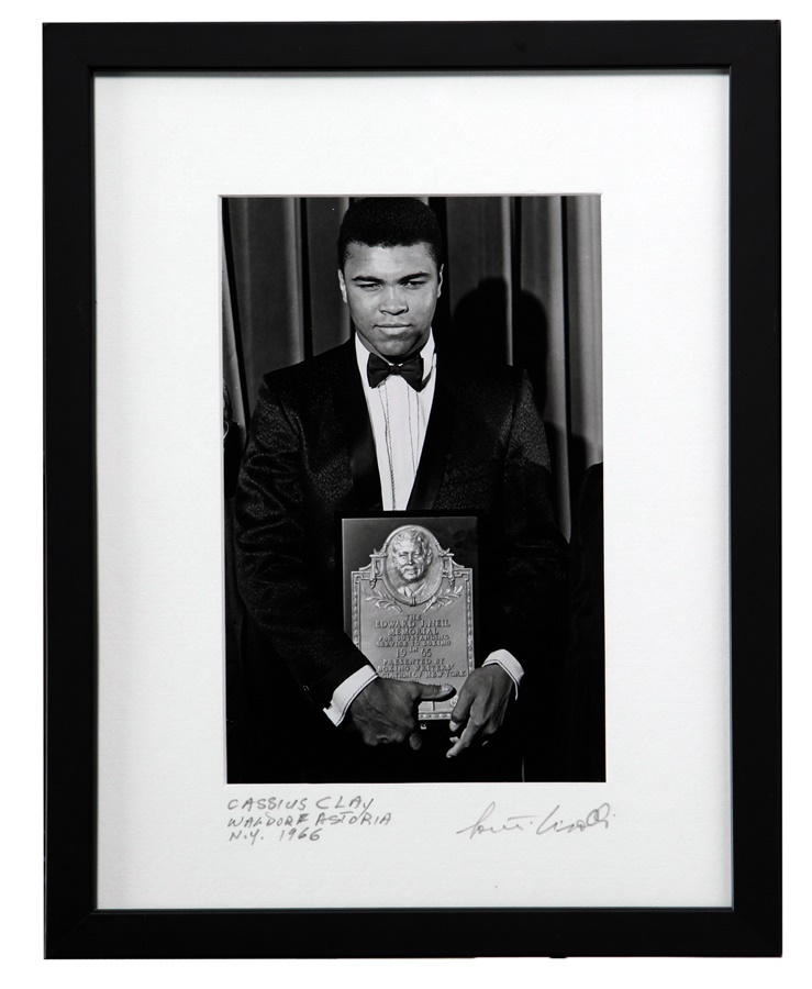 Muhammad Ali & Boxing - Muhammad Ali  Photographs by Lew Tinsely (5)