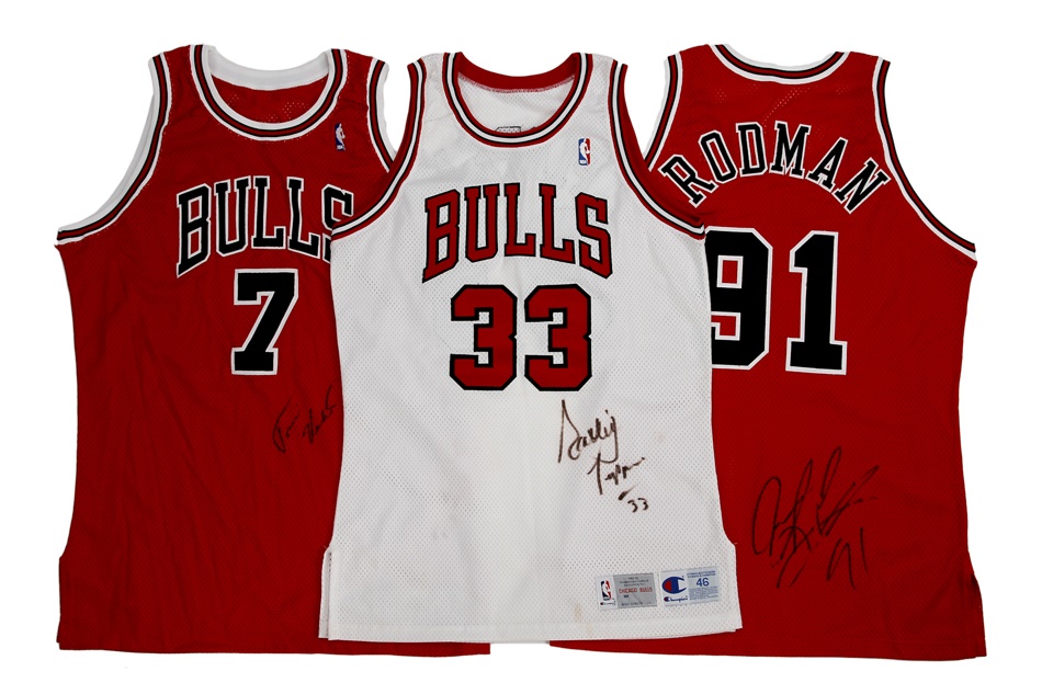 Basketball - Chicago Bulls Signed Pro Model Jerseys (3)