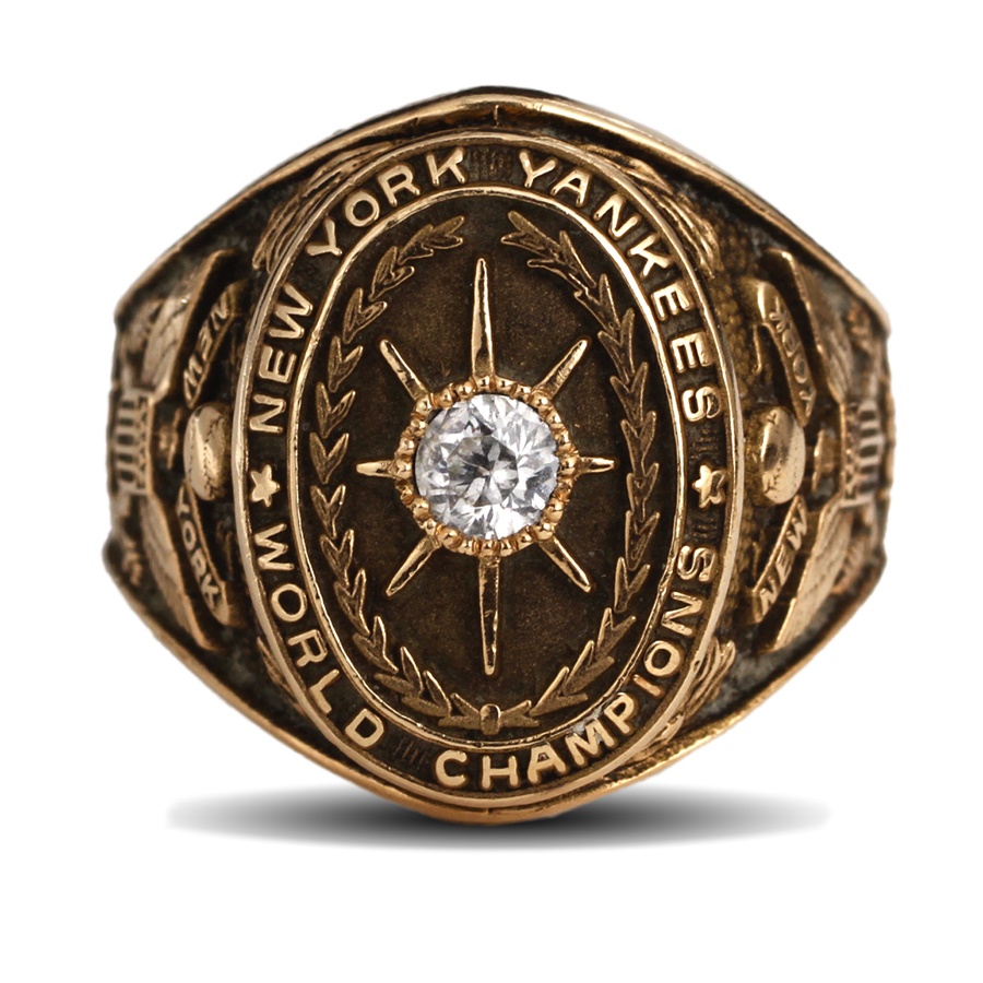 Sports Rings And Awards - 1927 New York Yankees World Championship Replica Ring