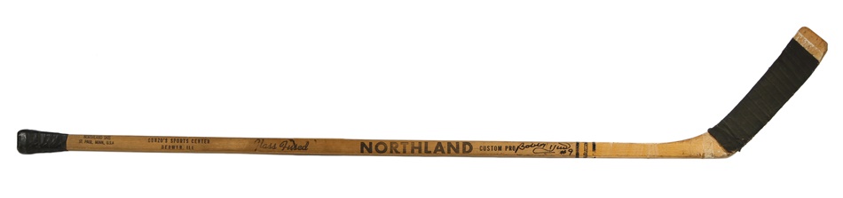 Hockey - Bobby Hull Signed Game-Used Hockey Stick