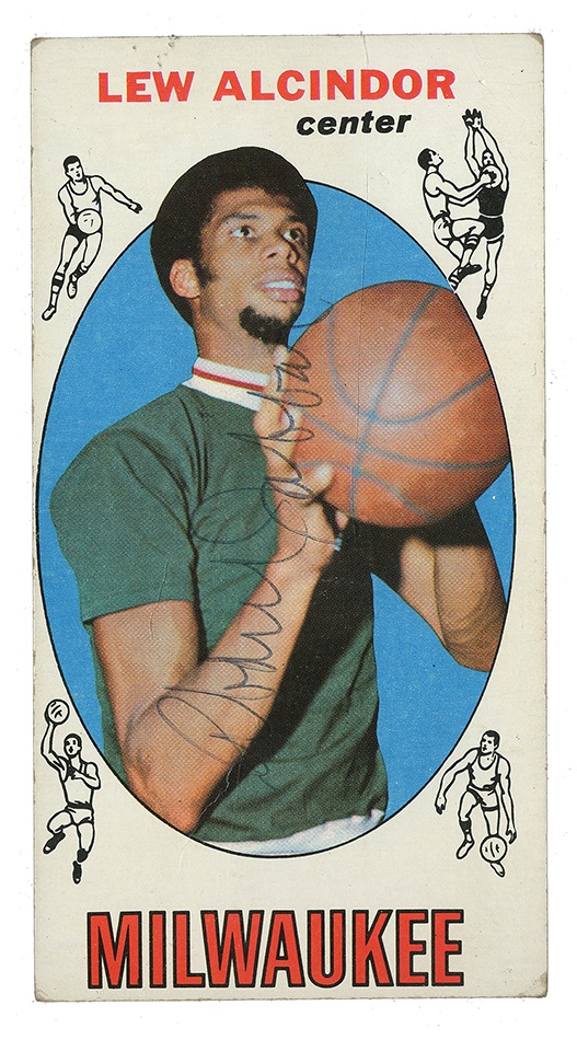 - 1969-70 Lew Alcindor Vintage Signed Rookie Card