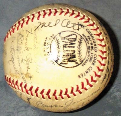 Giants - 1944 New York Giants Team Signed Baseball