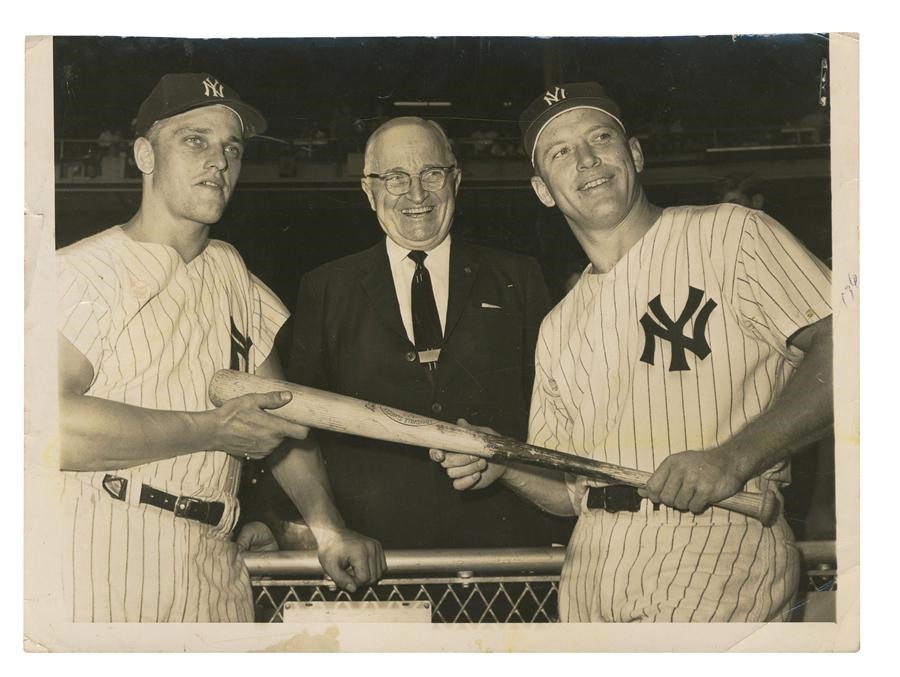 Mantle and Maris - President Harry Truman with 1961 Home Run Twins Wire Photo