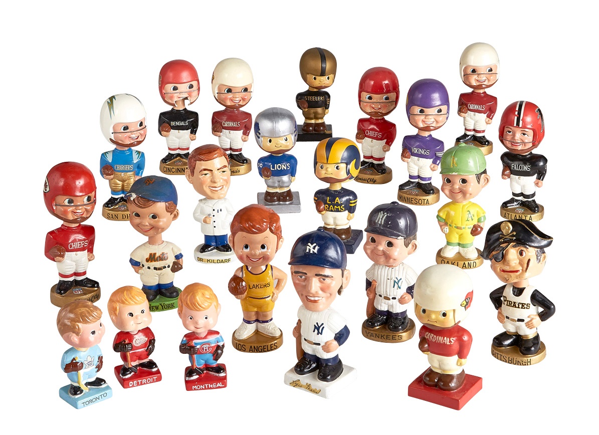 Baseball Memorabilia - Baseball, Football, Basketball & Hockey Bobbing Head Doll Collection (22)