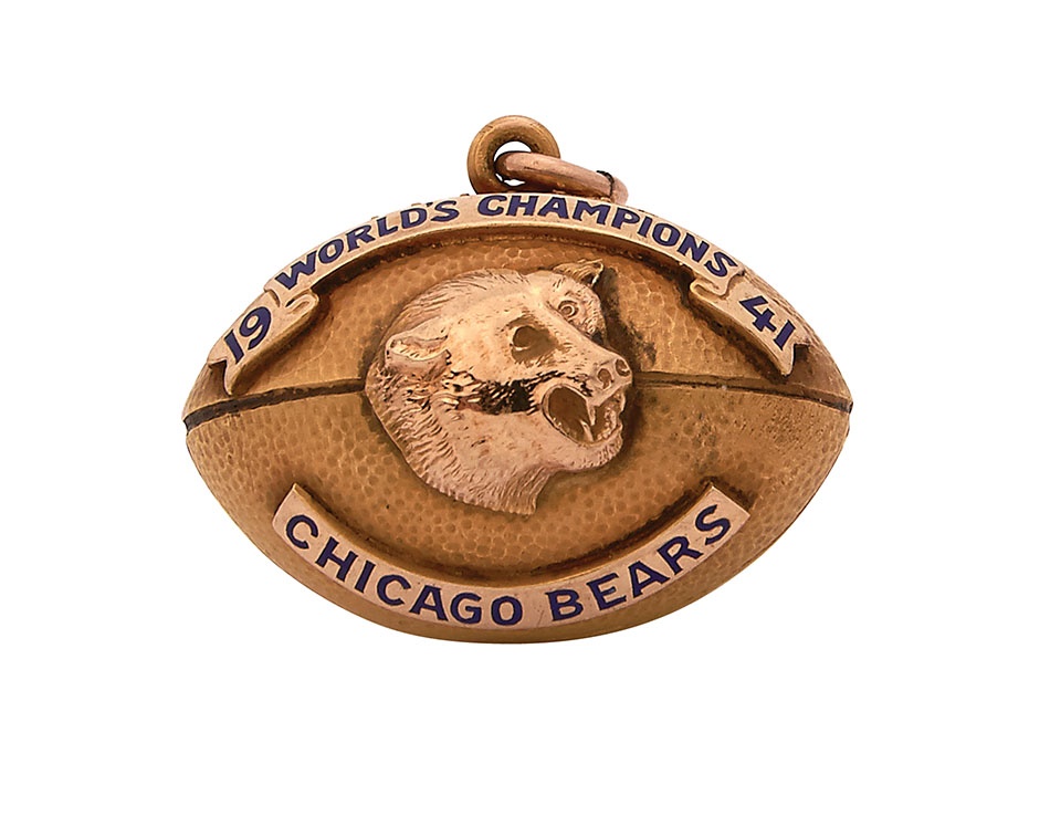 Football - 1941 Chicago Bears NFL World Champion Award