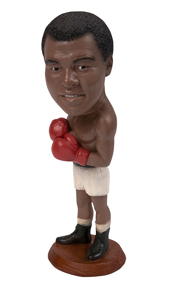Muhammad Ali & Boxing - Muhammad Ali ESCO Statue