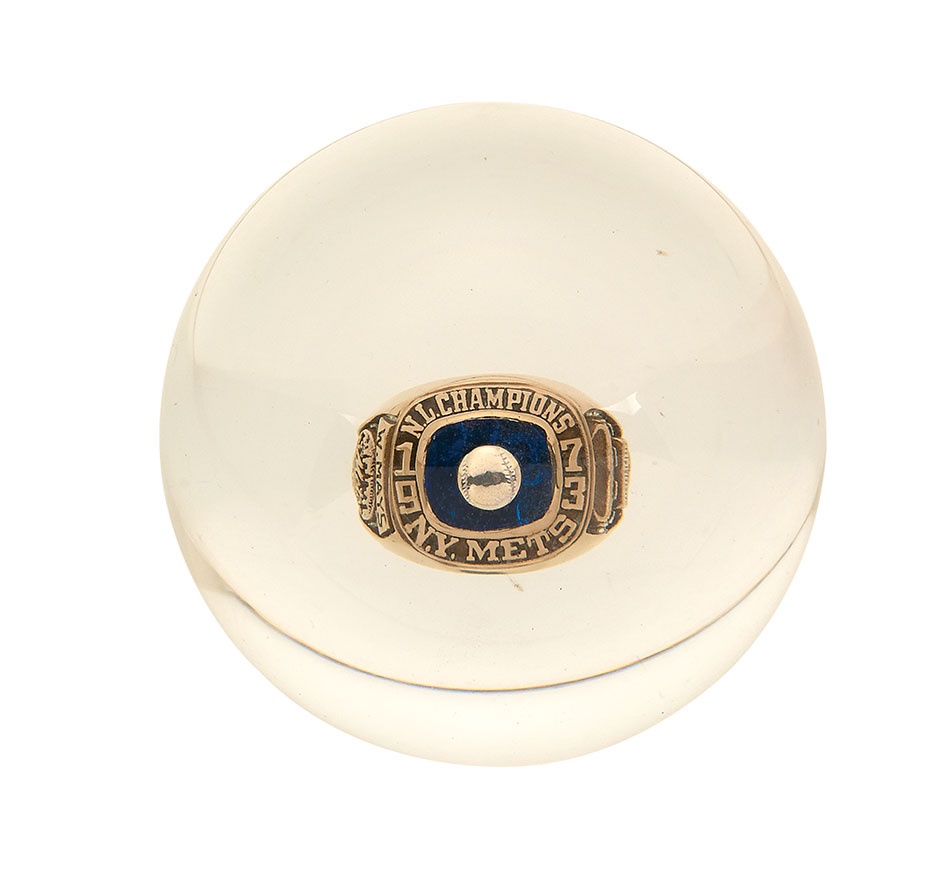 Baseball Rings and Awards - Willie Mays 1973 NY Mets World Series Ring In Lucite Paperweight