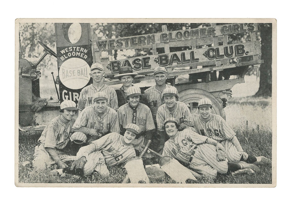 Baseball Memorabilia - 1900s Western Bloomer Girls Post Card
