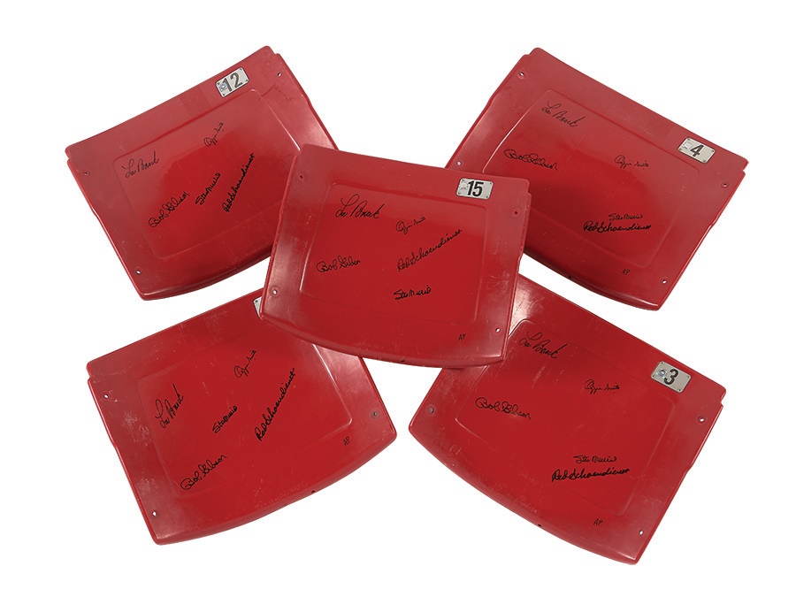 - Old Busch Stadium Seat Backs Signed by Cardinals Hall of Famers (5)