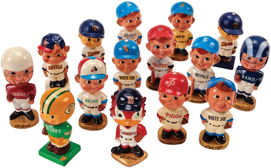 Baseball Memorabilia - Collection of Vintage Baseball & Football Bobbing Head Dolls Including Cardinals & Packers (15)