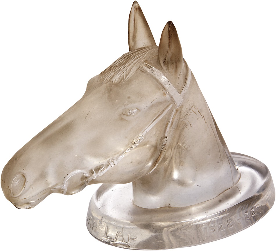 Horse Racing - 1932 Phar Lap Lalique Type Ornament