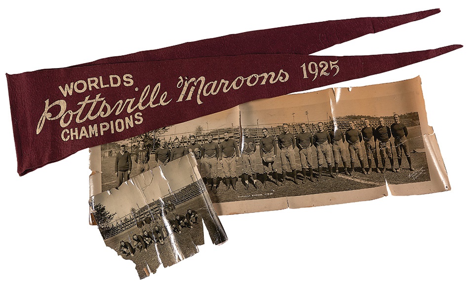 - 1925 World Champion Pottsville Maroons Pennants & Panoramic Photo (3)