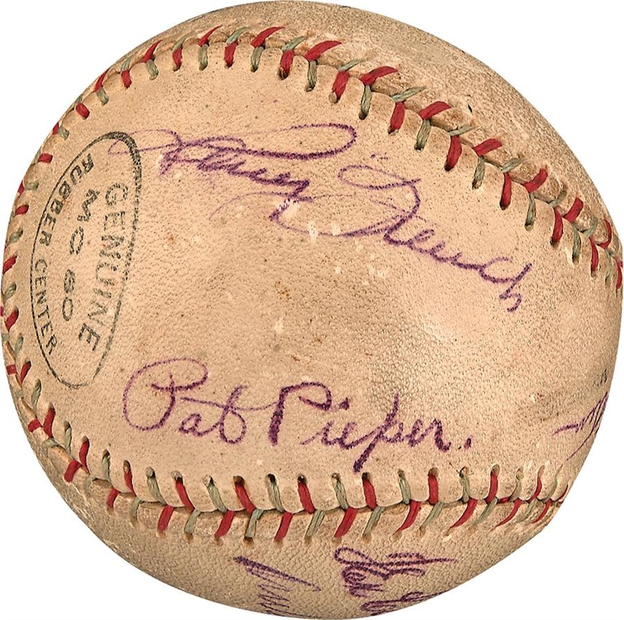 - 1930s Chicago Cubs Signed Baseball