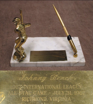 Pete Rose & Cincinnati Reds - Johnny Bench First Award Desk Set