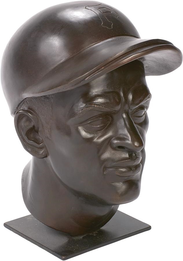 Clemente and Pittsburgh Pirates - Roberto Clemente Bronze Head (1997)