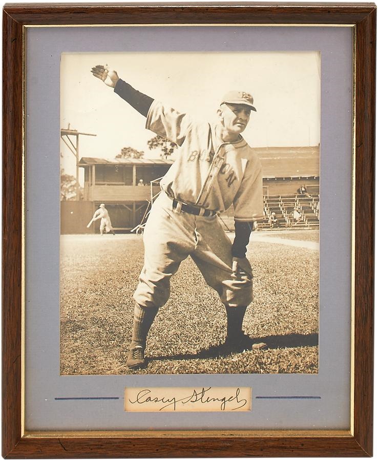 NY Yankees, Giants & Mets - Casey Stengel 1938 Wire Photo with Cut Signature