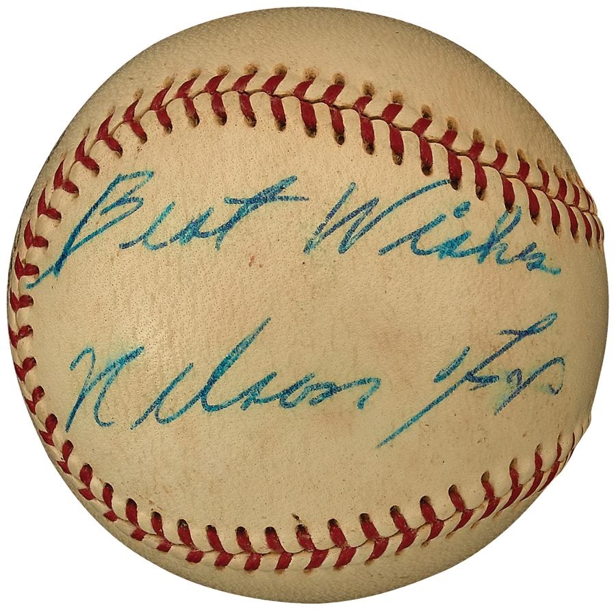 Baseball Autographs - Nellie Fox Single Signed Giles Baseball