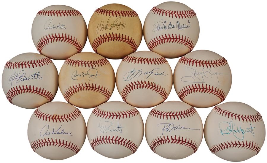 Baseball Autographs - 3,000 Hit Club Members Signed Baseballs (11)