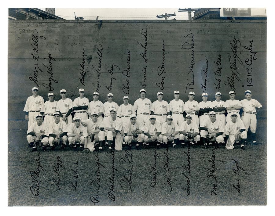 Baseball Autographs - 1936 Cincinnati Reds Complete Team Signed Photograph