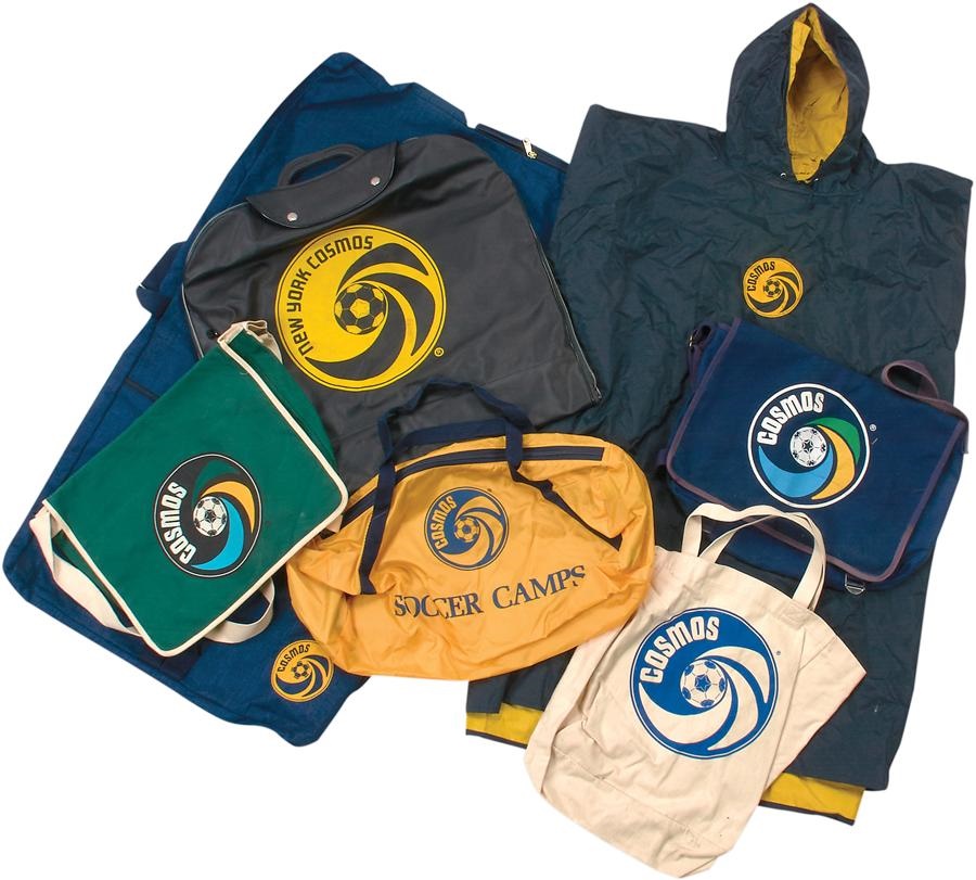 All Sports - 1970s New York Cosmos NASL Player & VIP Gifts (7)