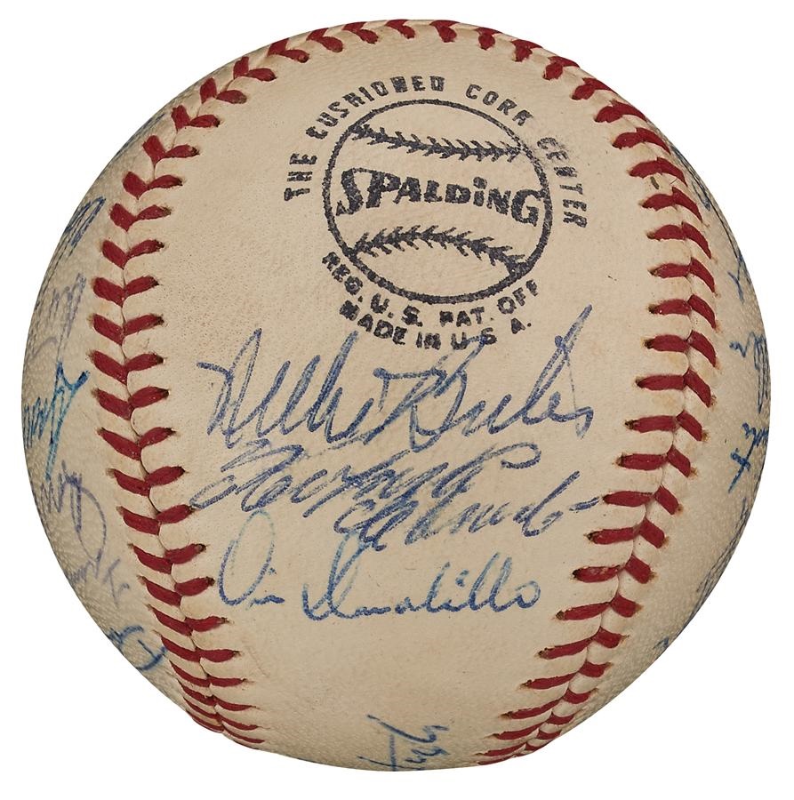 Clemente and Pittsburgh Pirates - 1971 World Champion Pittsburgh Pirates Team Signed Baseball