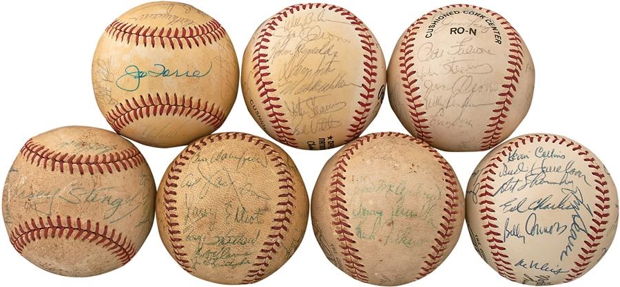Baseball Autographs - 1964-83 New York Mets Team Signed Baseballs with Gil Hodges & Casey Stengel (7)