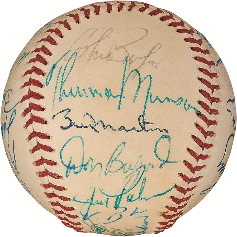 Baseball Autographs - 1971 American League All-Star Team-Signed Baseball with Thurman Munson (PSA/DNA)