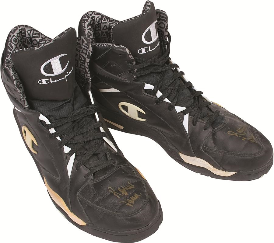 Robert Parish Signed Game Worn Shoes from Final Game of 1995 Eastern Conference Quarter Finals (Photo Matched)