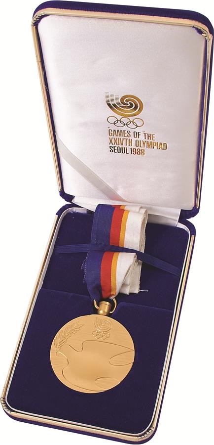Olympics - 1988 Seoul Olympics Baseball Gold Medal Presented to Dave Silvestri